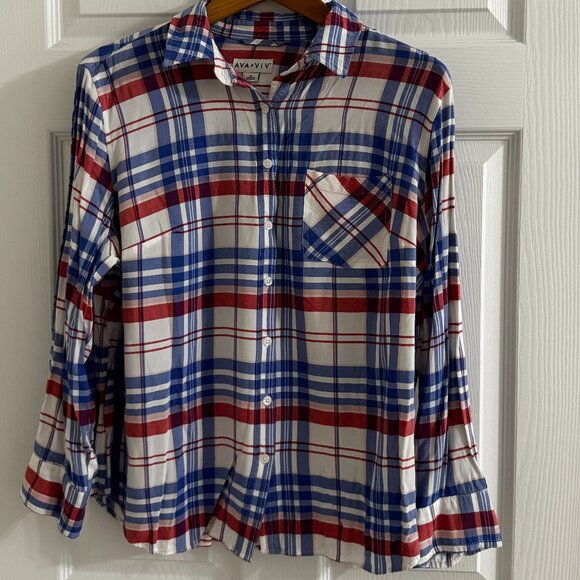 AVA & VIV Women's Plus Button-Down Shirt, Size 1X - Picture 1 of 12